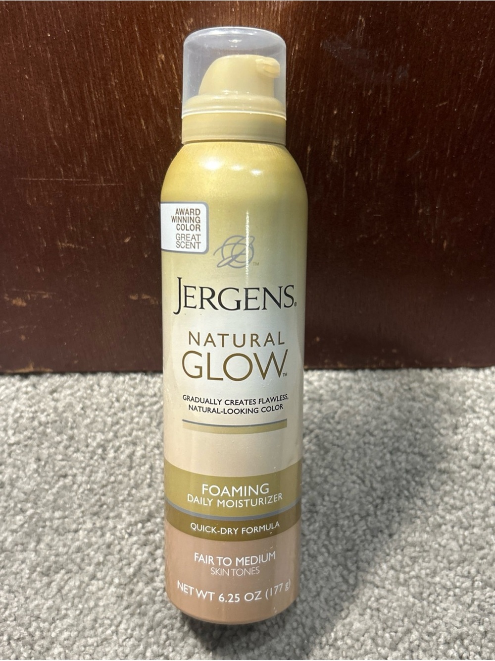 Jergens Natural Glow Foaming Daily Moisturizer FAIR TO MEDIUM Quick Dry, 6.25oz